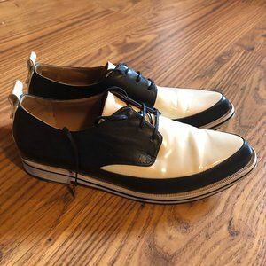 Fluevog Modvog Carla Oxford/Derby shoes, 7, black/white